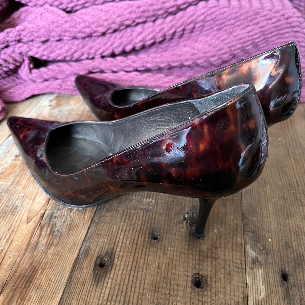 Stuart Weitzman Tortoise Shell Patent Leather Pointed Toe Pumps Heels 9M A404697